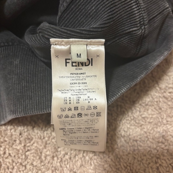 FENDI cropped sleeveless - Picture 4 of 5